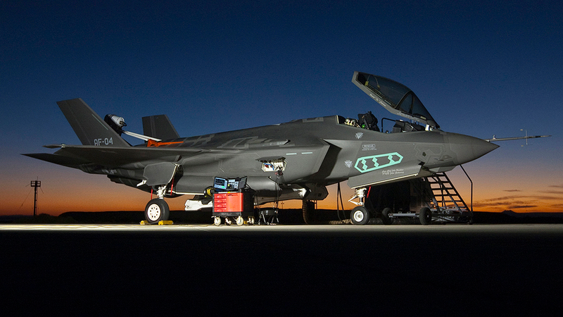 Illustration for article titled The Pentagon's 'Concurrency Myth' Is Now Available In Supercarrier Size